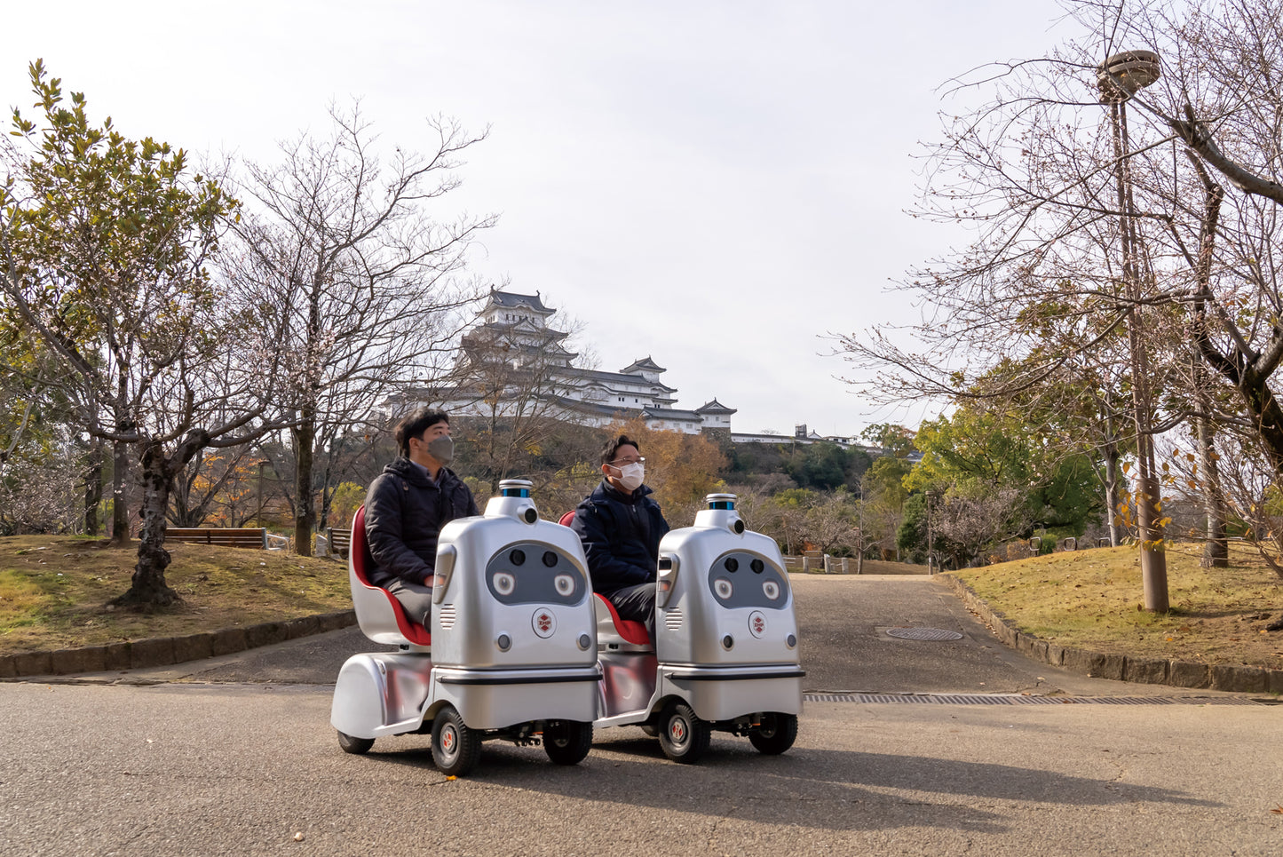【自動運転ロボットで巡る姫路城周遊観光】Cコース：「姫路城満喫コース」北側からの姫路城も絶景!